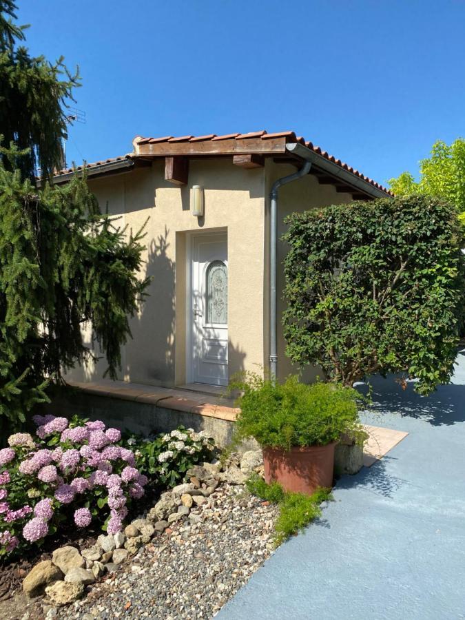 Gite Moncherie Colayrac-Saint-Cirq المظهر الخارجي الصورة